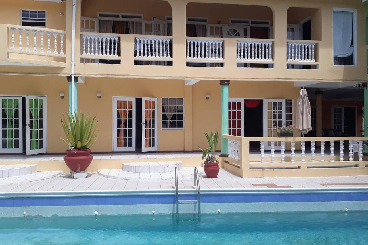 Bay Heights B&B Gros Islet Exterior photo